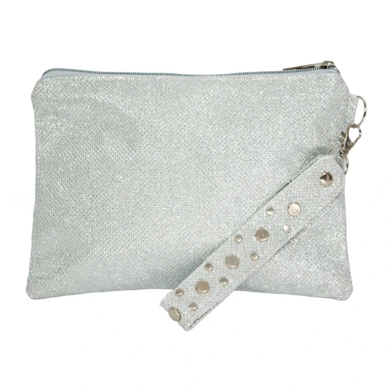 Sobre Llavero Plateado en Gibre